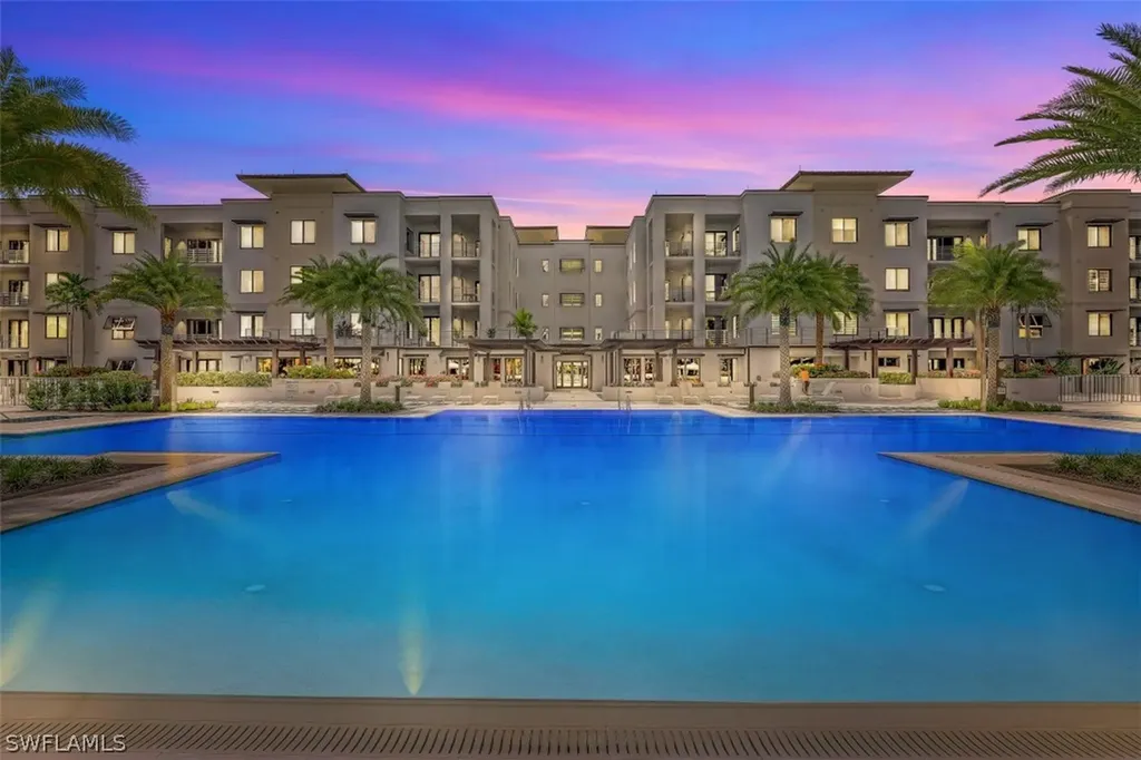 1111 Central Avenue Naples FL 34102