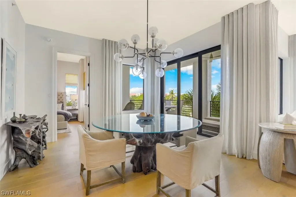 1111 Central Avenue Naples FL 34102