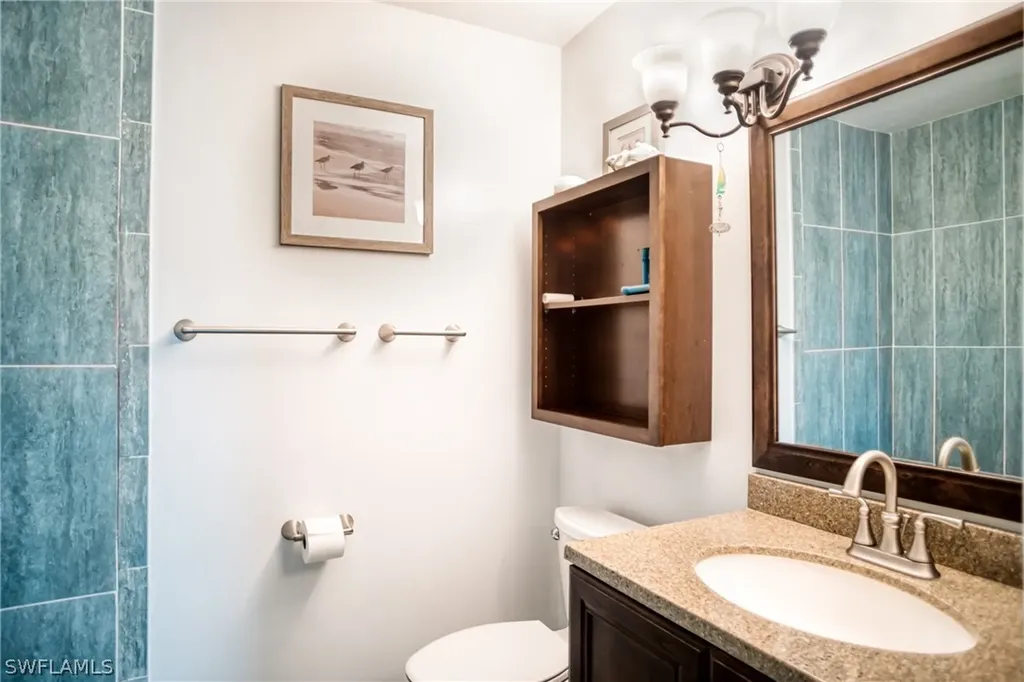 1667 Atlanta Plaza Drive Sanibel FL 33957