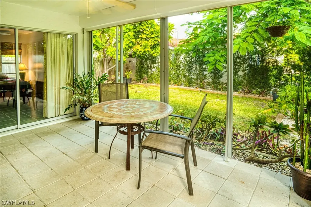 1667 Atlanta Plaza Drive Sanibel FL 33957