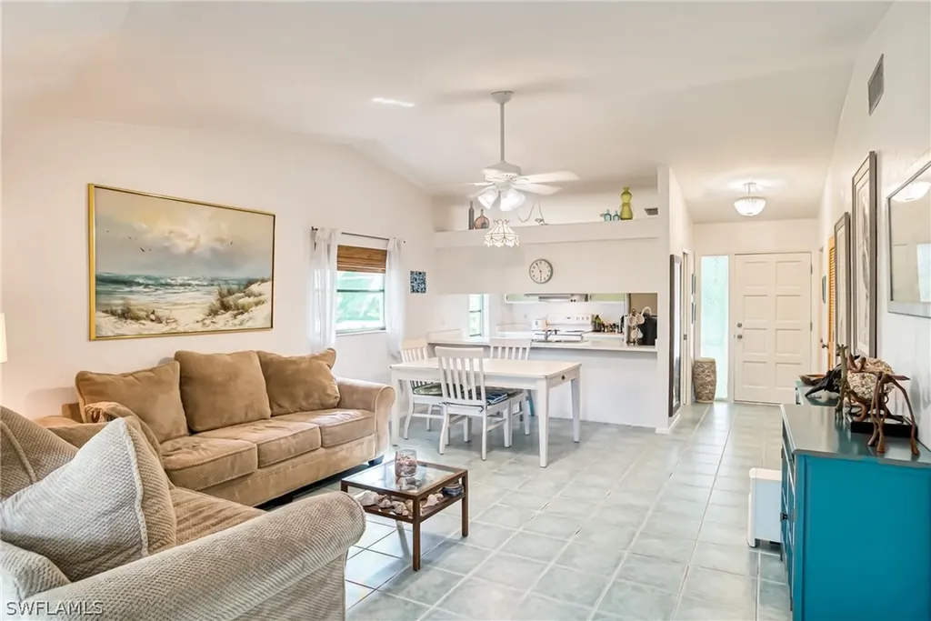 1667 Atlanta Plaza Drive Sanibel FL 33957