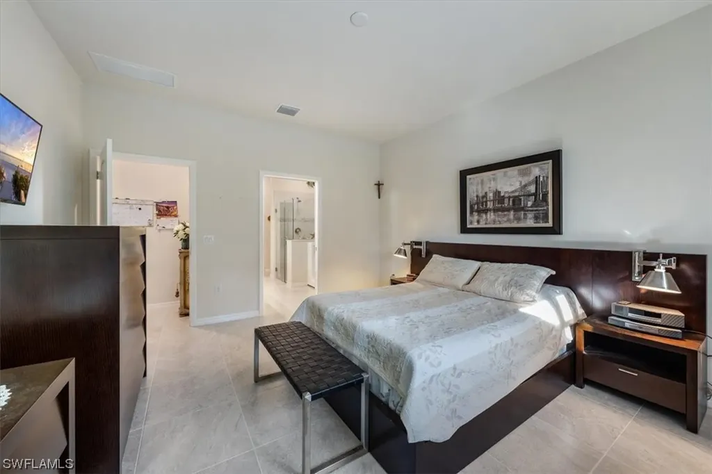 7266 Wilton Drive Naples FL 34109