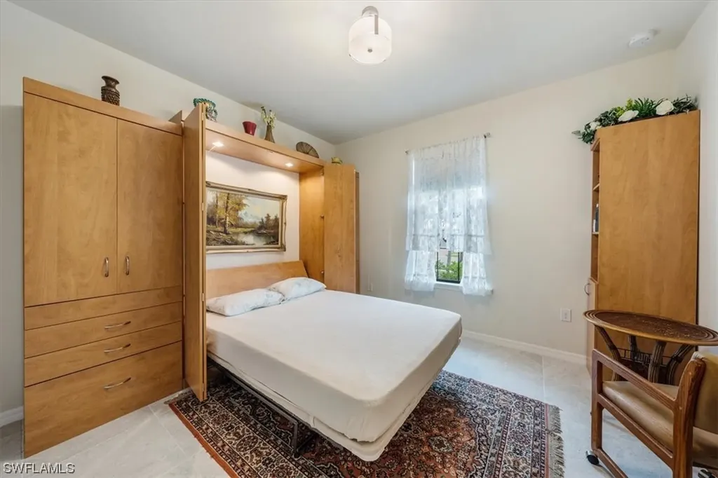 7266 Wilton Drive Naples FL 34109