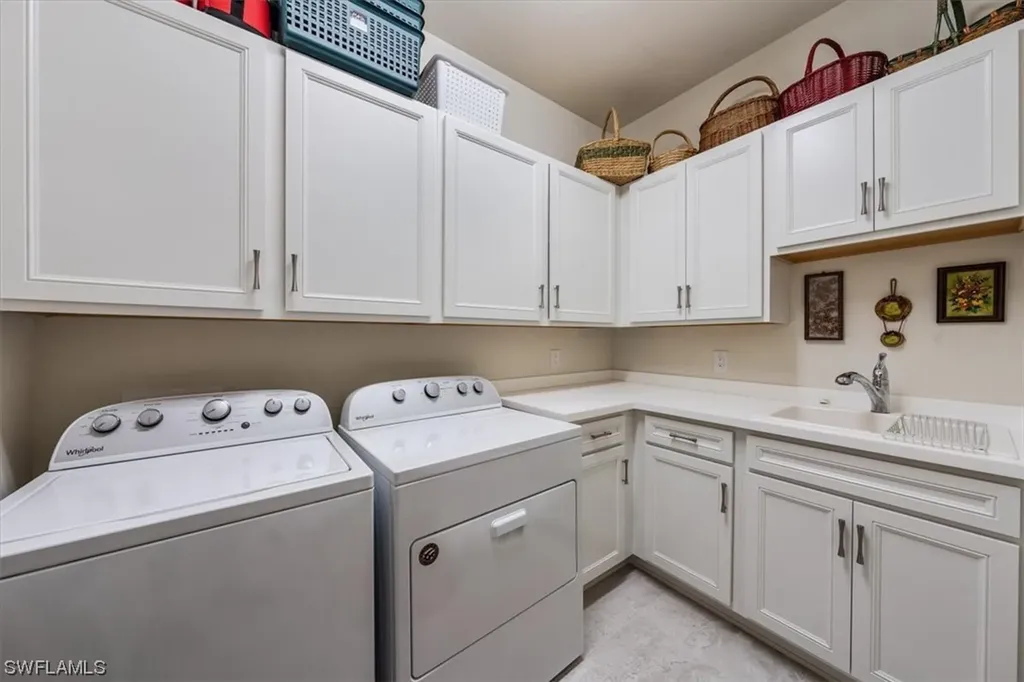 7266 Wilton Drive Naples FL 34109