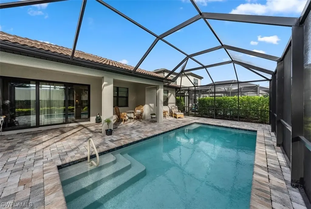 7266 Wilton Drive Naples FL 34109