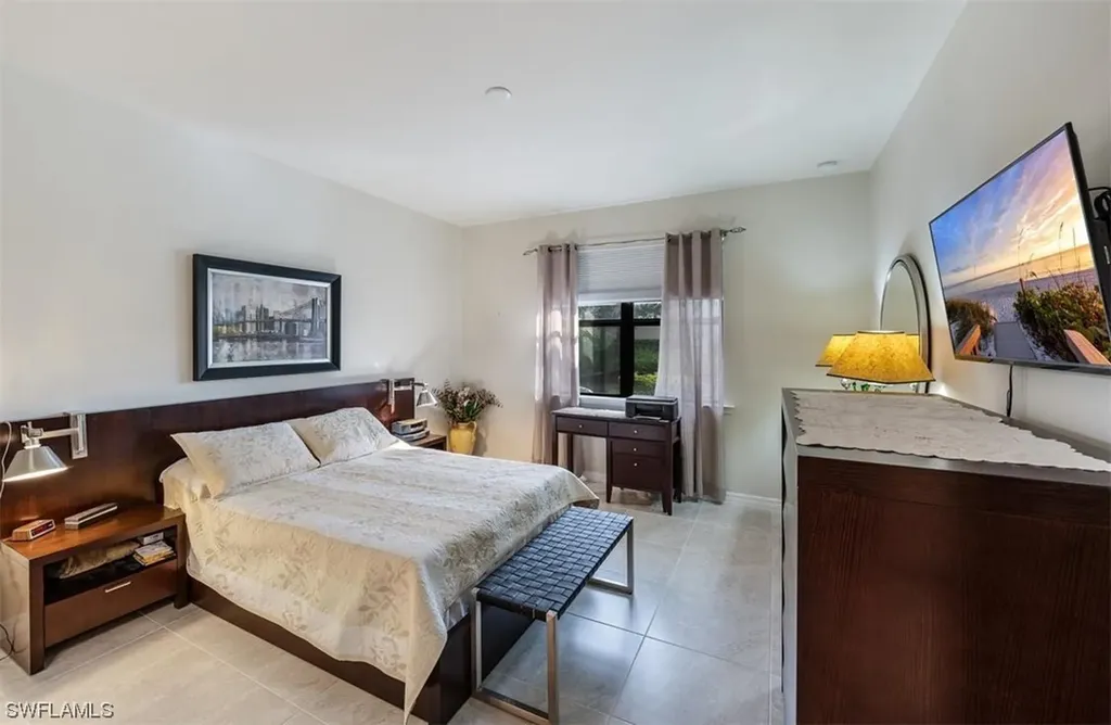 7266 Wilton Drive Naples FL 34109
