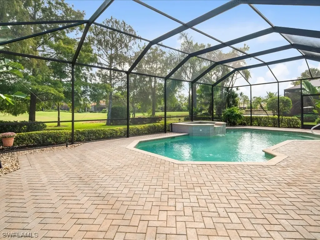 2746 Olde Cypress Drive Naples FL 34119