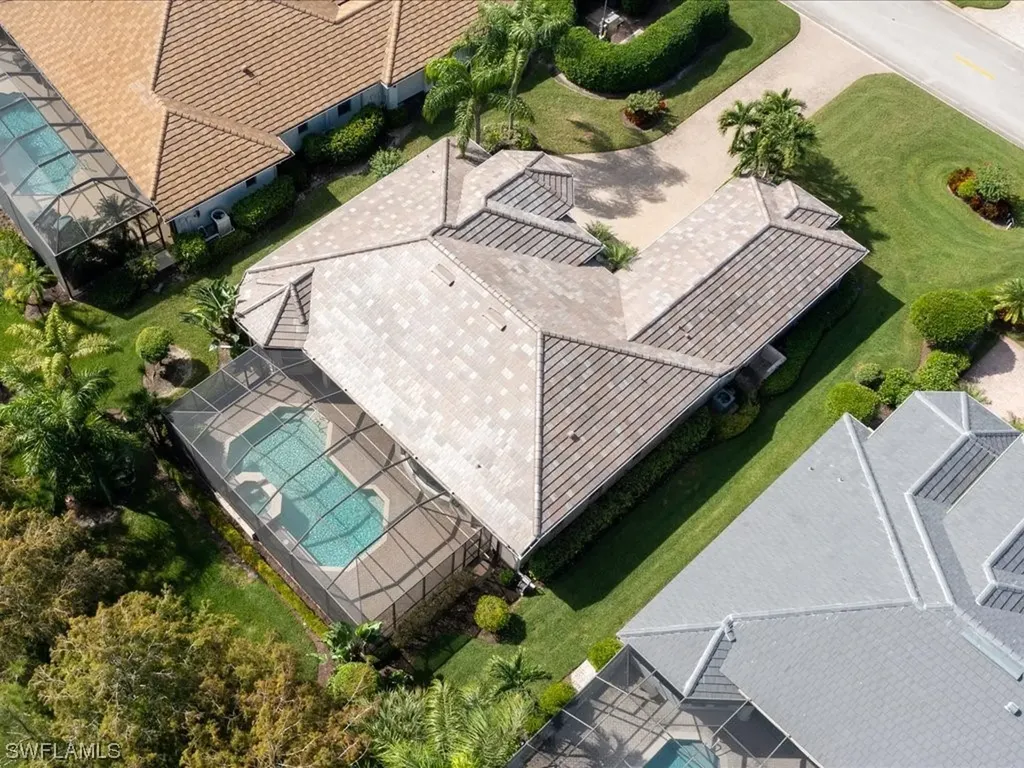2746 Olde Cypress Drive Naples FL 34119