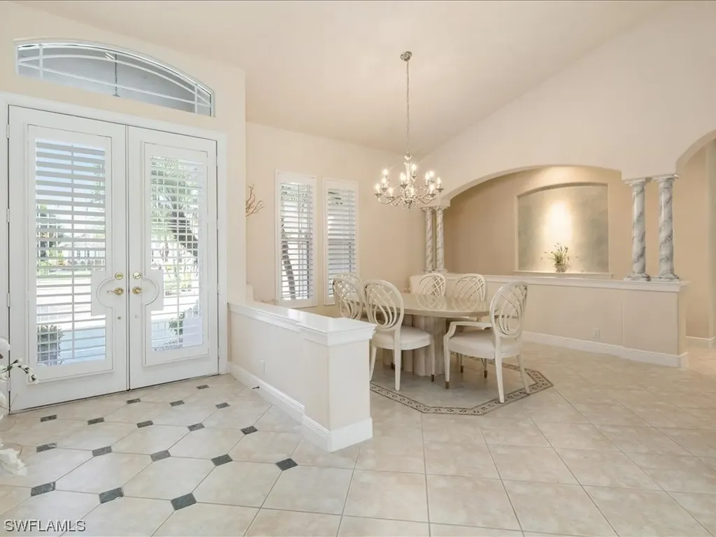 2746 Olde Cypress Drive Naples FL 34119