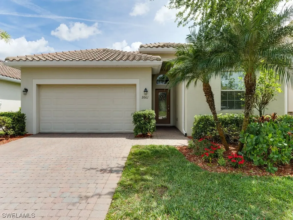 Naples FL, 2061 Fairmont Lane