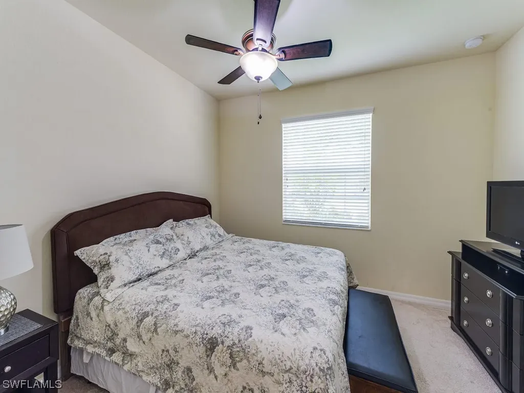 2061 Fairmont Lane Naples FL 34120