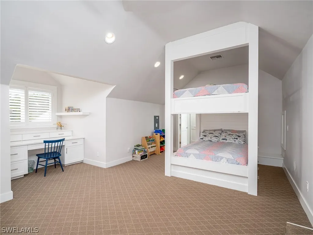 750 Periwinkle Way Sanibel FL 33957