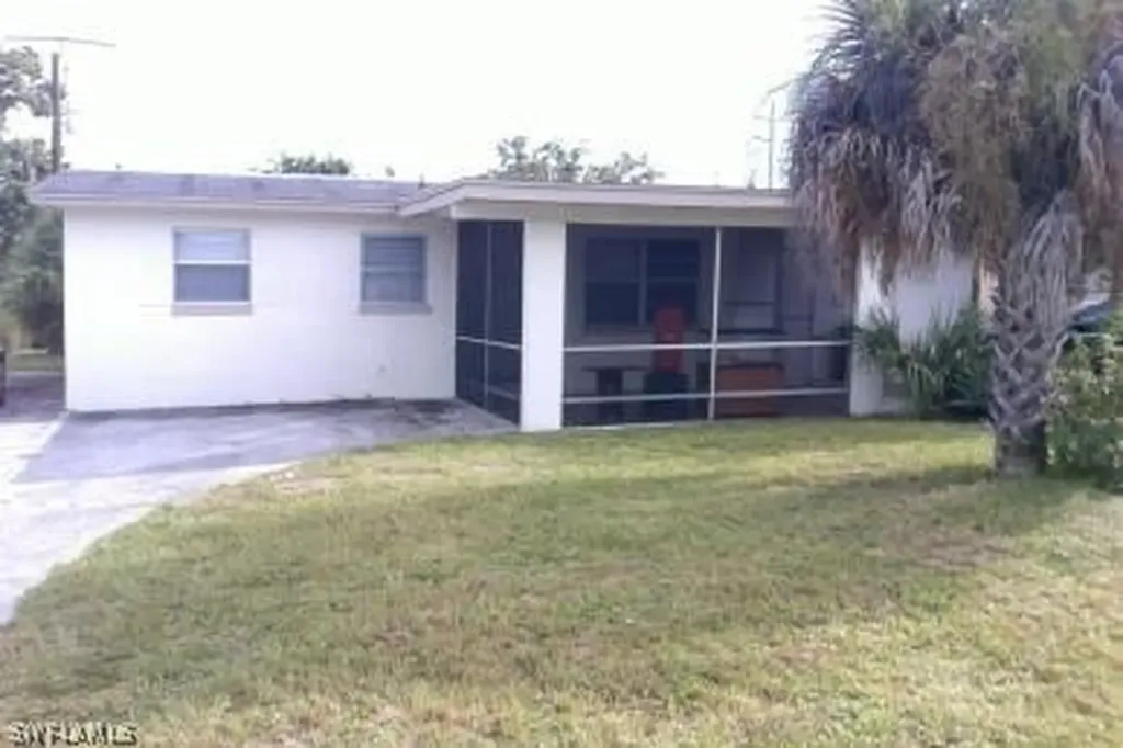 3143 Lafayette Street Fort Myers FL 33916