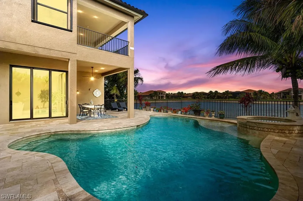 Naples FL, 3335 Atlantic Circle