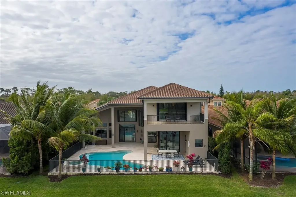3335 Atlantic Circle Naples FL 34119