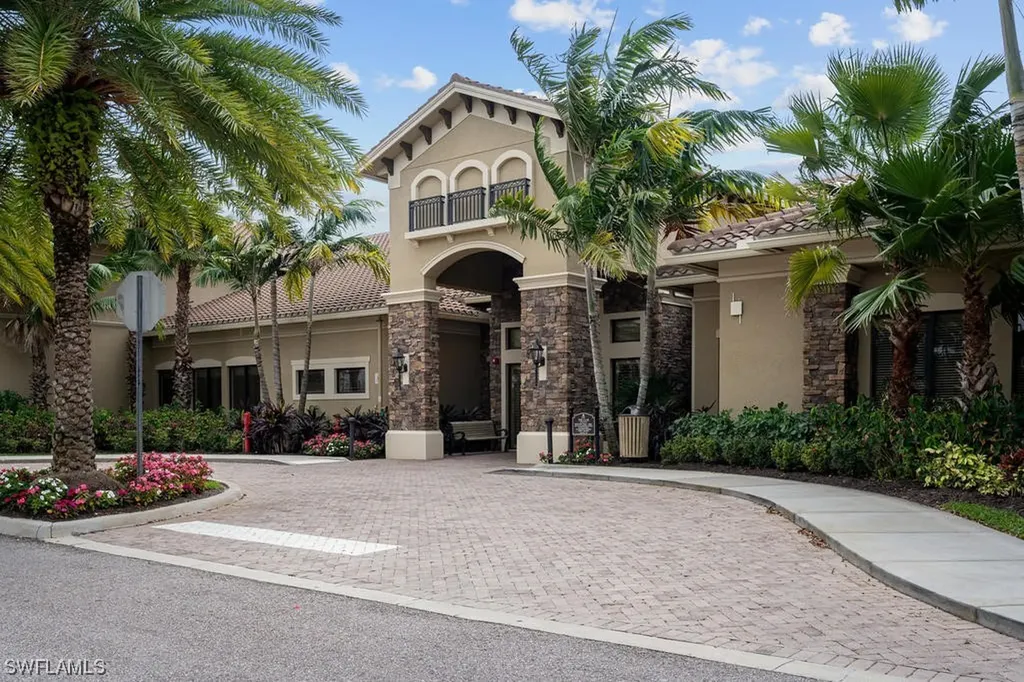 3335 Atlantic Circle Naples FL 34119