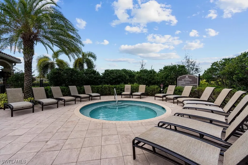 3335 Atlantic Circle Naples FL 34119