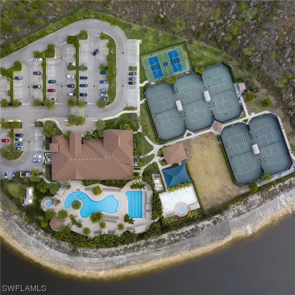 3335 Atlantic Circle Naples FL 34119
