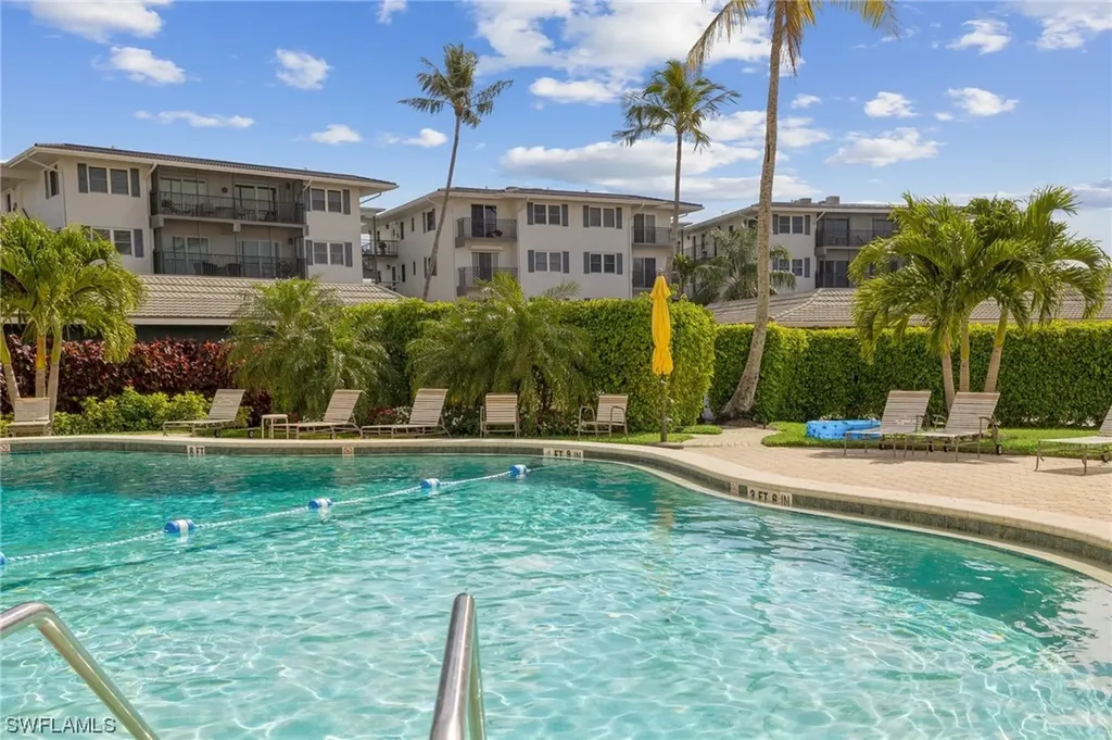 3410 Gulf Shore Boulevard N Naples FL 34103