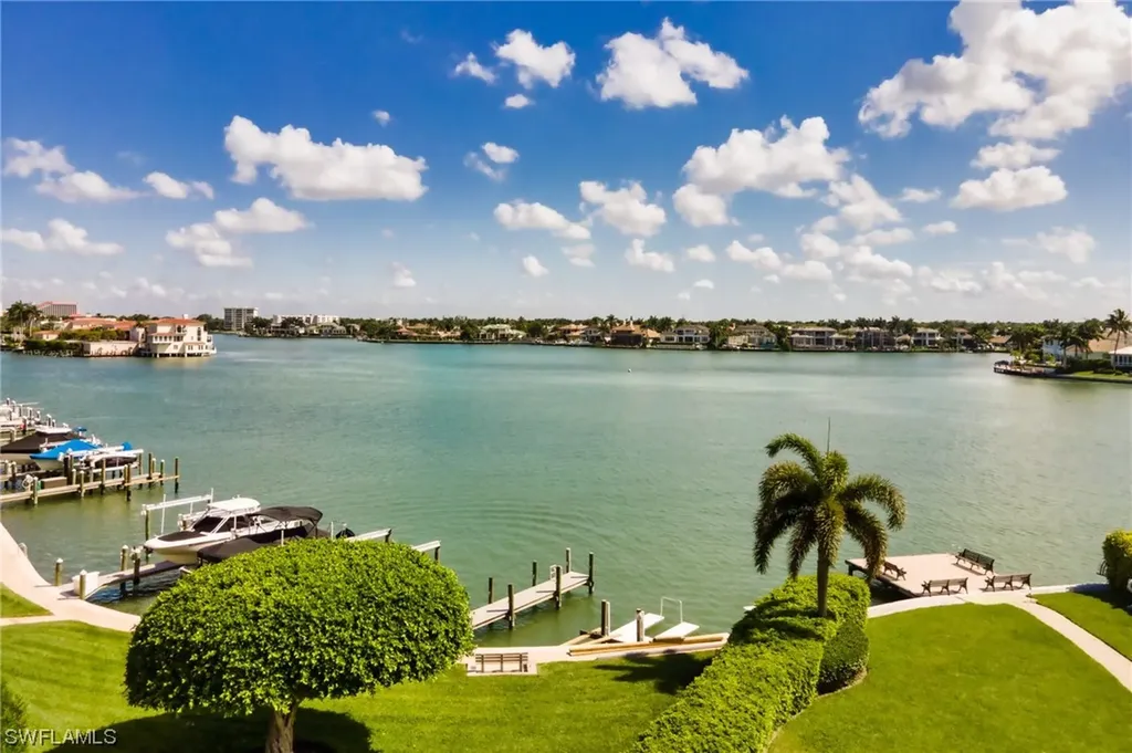 3410 Gulf Shore Boulevard N Naples FL 34103
