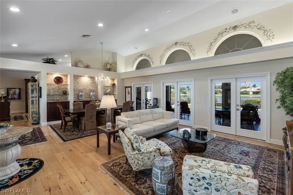 2008 Imperial Drive E Naples FL 34110