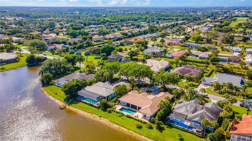 2008 Imperial Drive E Naples FL 34110
