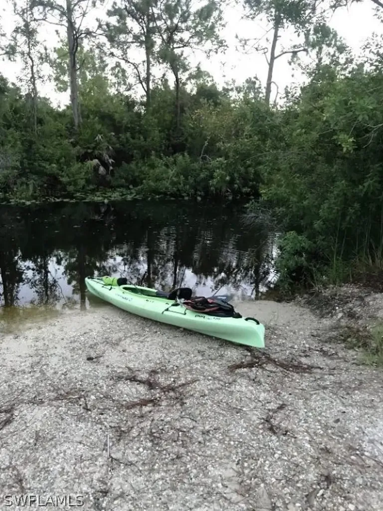 839 Wilmington Parkway Cape Coral FL 33993