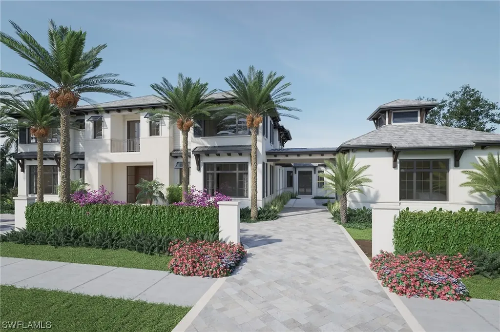 425 3rd Street N Naples FL 34102