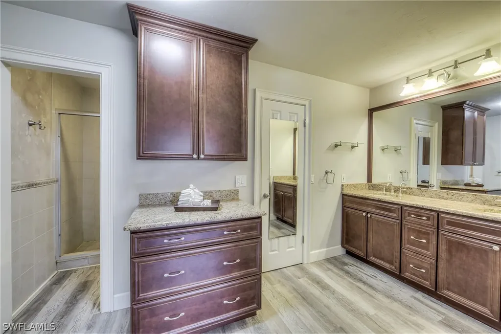 2470 King Arthurs Court Fort Myers FL 33912