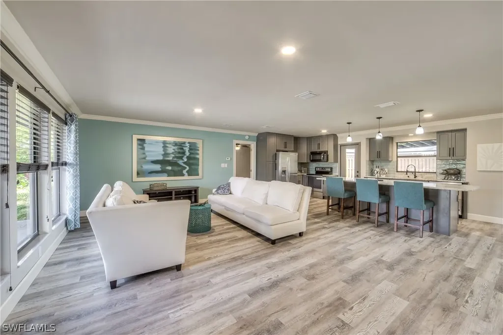 2470 King Arthurs Court Fort Myers FL 33912