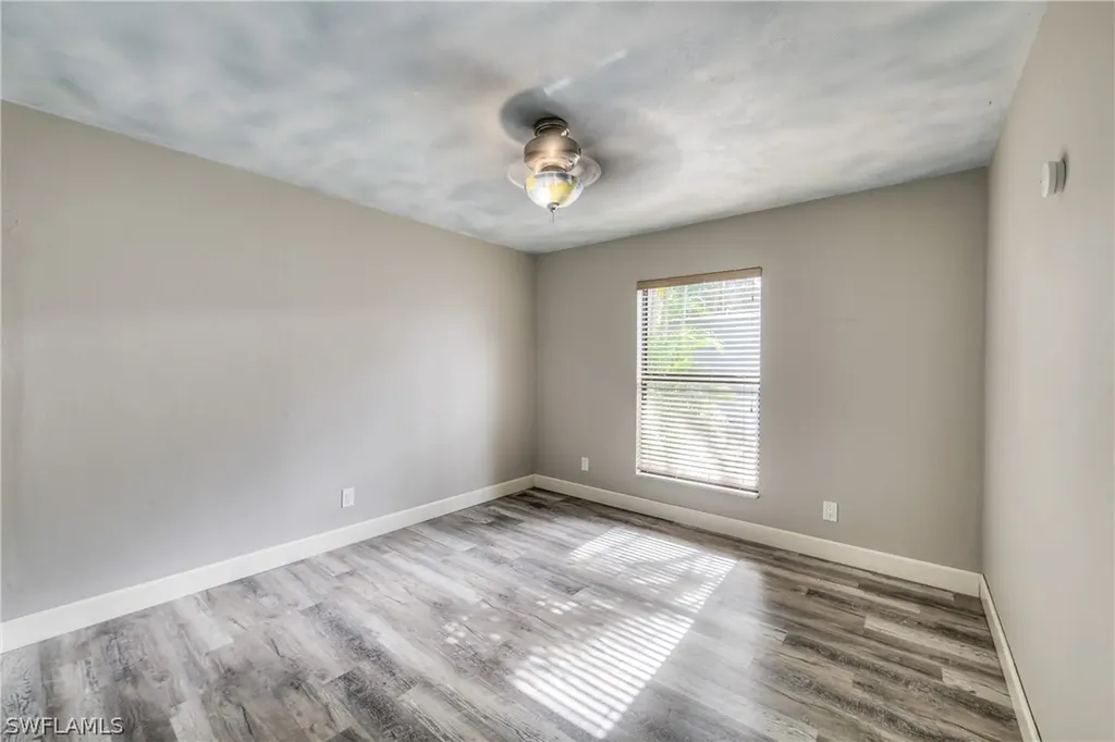 2470 King Arthurs Court Fort Myers FL 33912