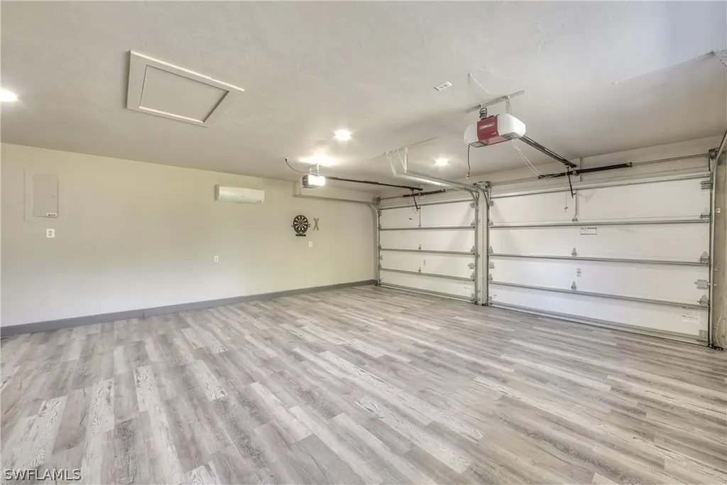 2470 King Arthurs Court Fort Myers FL 33912