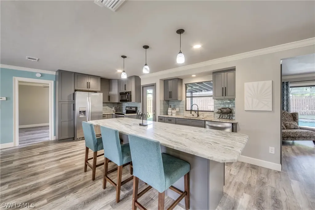 2470 King Arthurs Court Fort Myers FL 33912