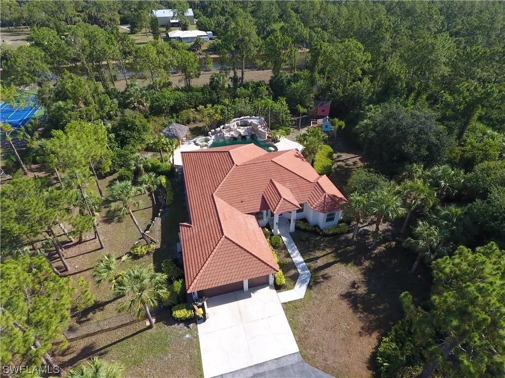 940 11th Street SW Naples FL 34117