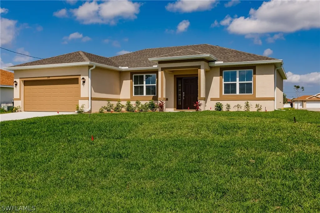 2217 NE 33rd Lane Cape Coral FL 33909