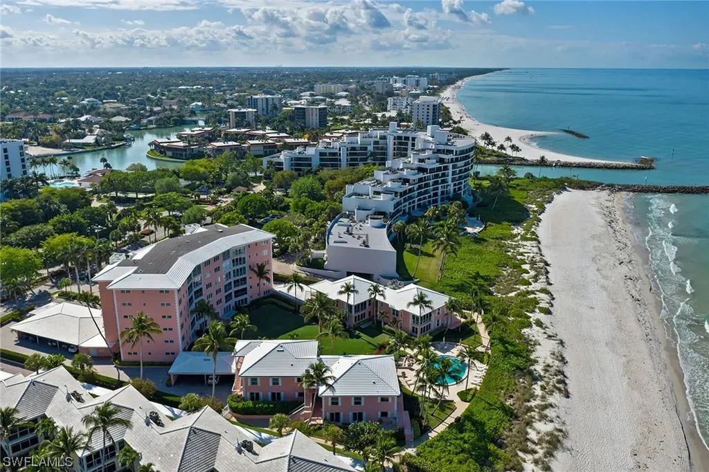 2401 Gulf Shore Boulevard N Naples FL 34103