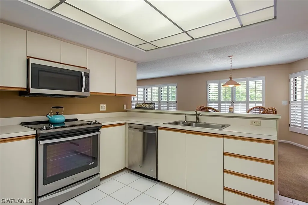 4451 Gulf Shore Boulevard N Naples FL 34103