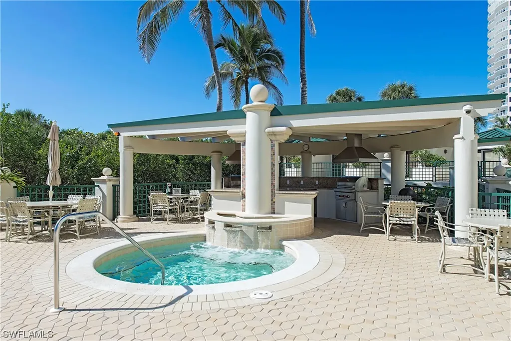8171 Bay Colony Drive Naples FL 34108