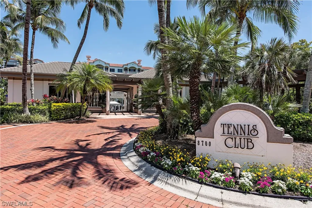 8171 Bay Colony Drive Naples FL 34108