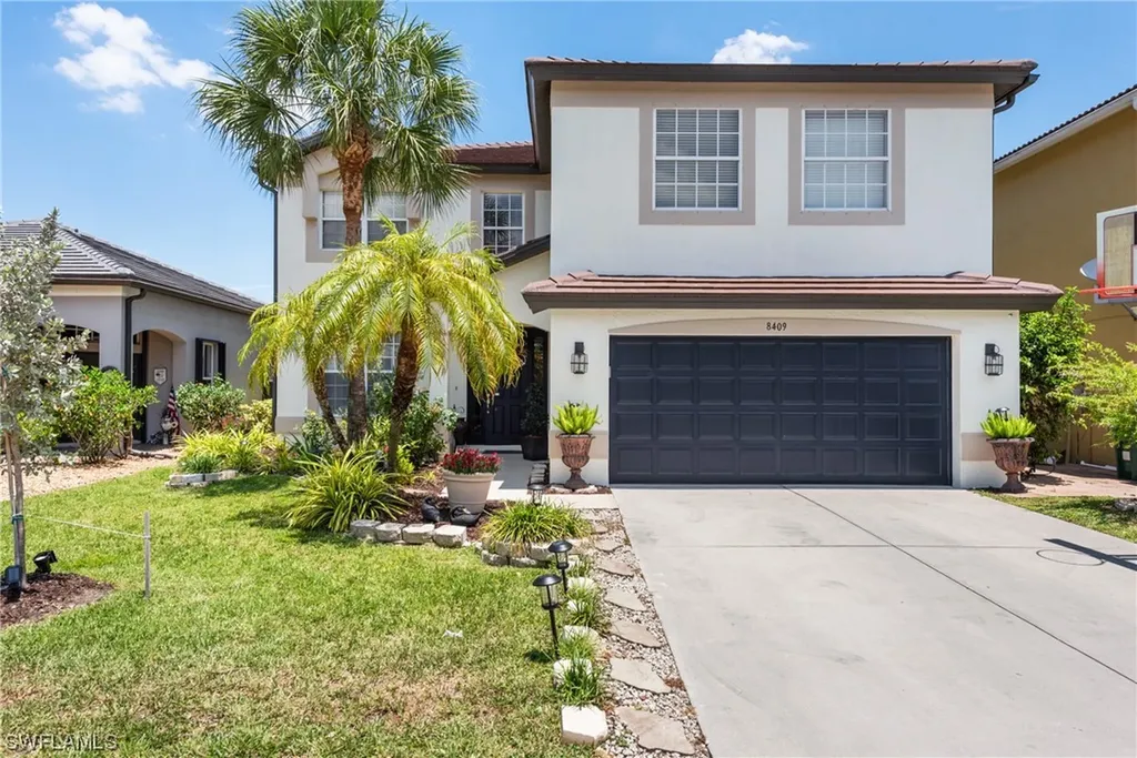 8409 Laurel Lakes Boulevard Naples FL 34119