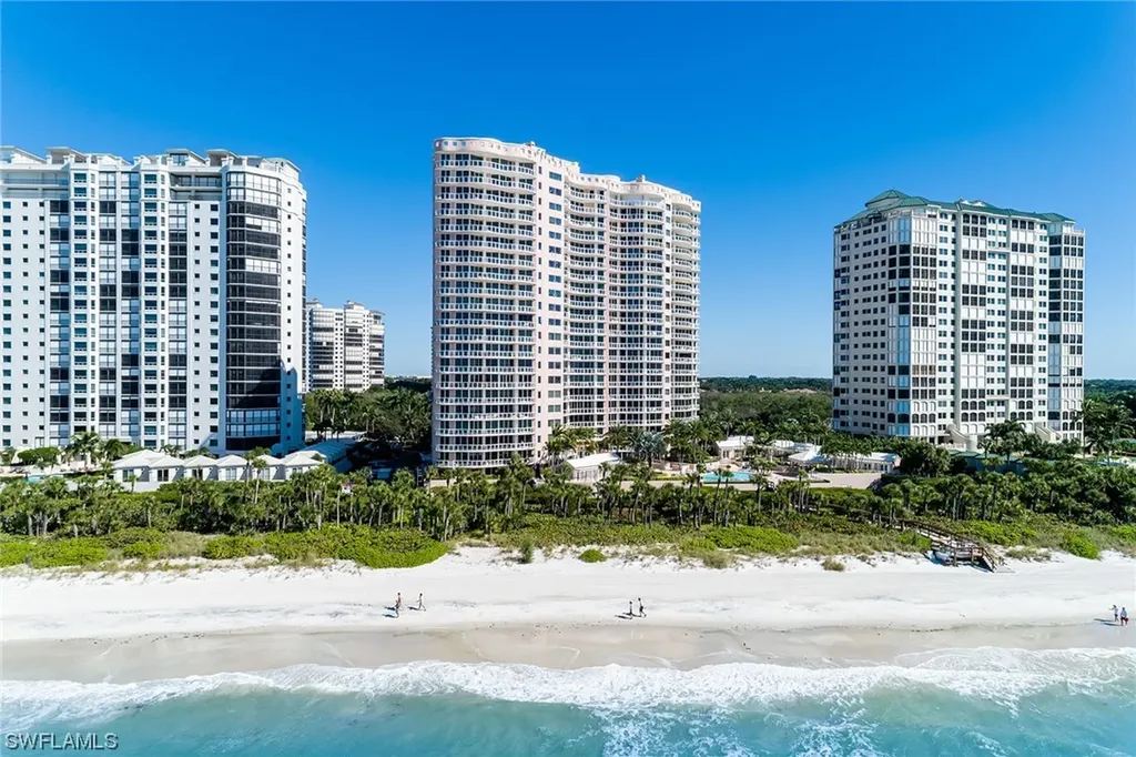 8231 Bay Colony Drive Naples FL 34108