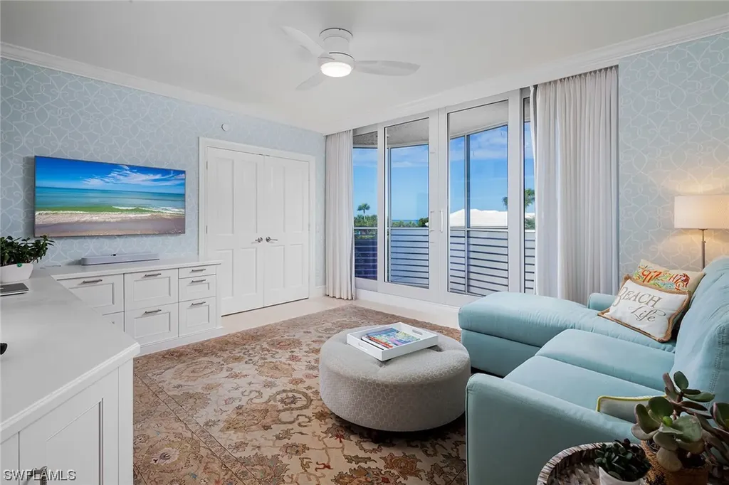 8231 Bay Colony Drive Naples FL 34108