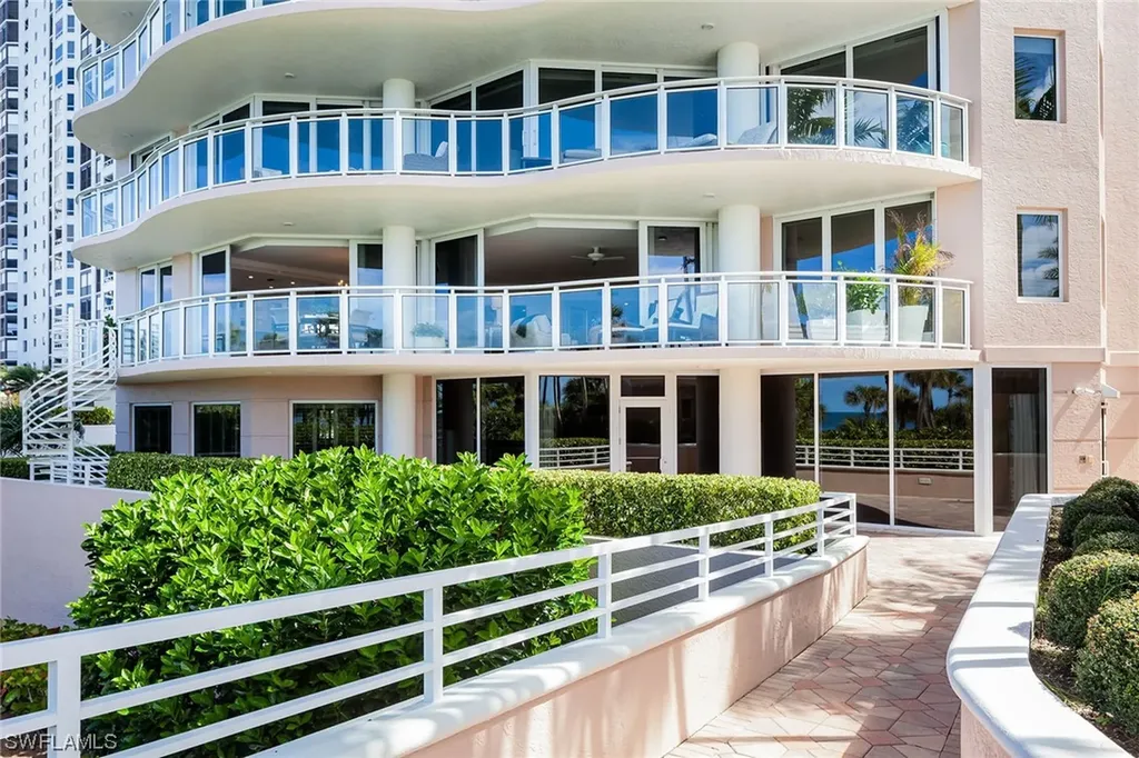 8231 Bay Colony Drive Naples FL 34108