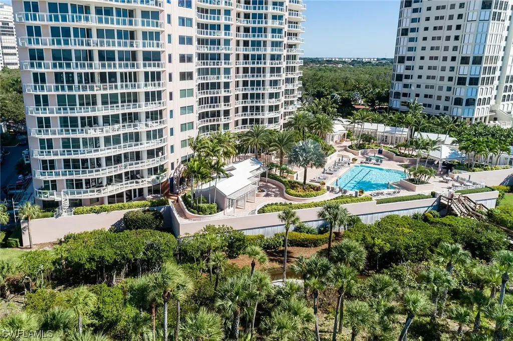 8231 Bay Colony Drive Naples FL 34108