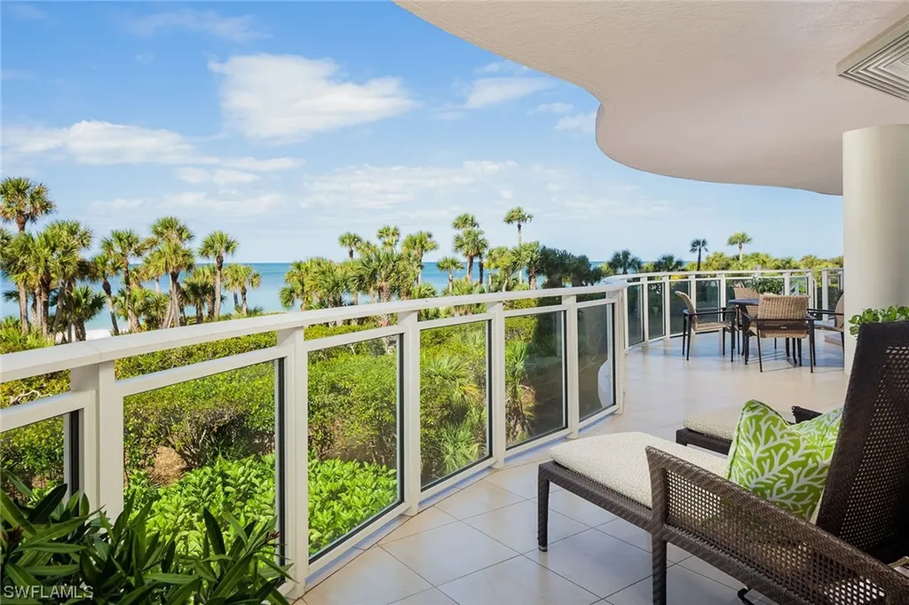 8231 Bay Colony Drive Naples FL 34108