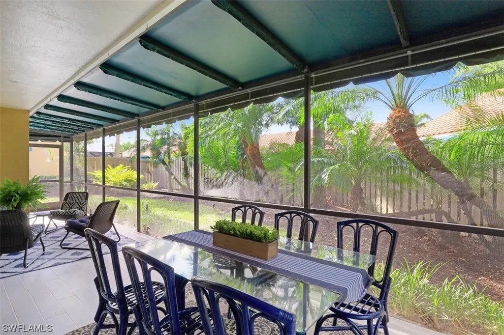 772 Reef Point Circle Naples FL 34108