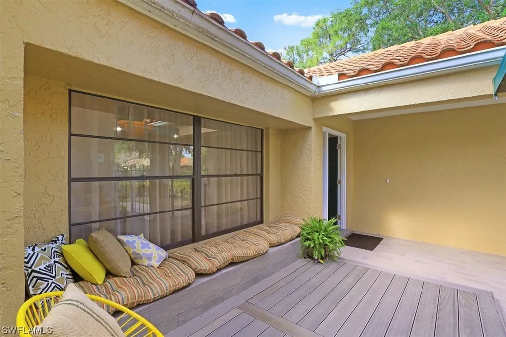 772 Reef Point Circle Naples FL 34108