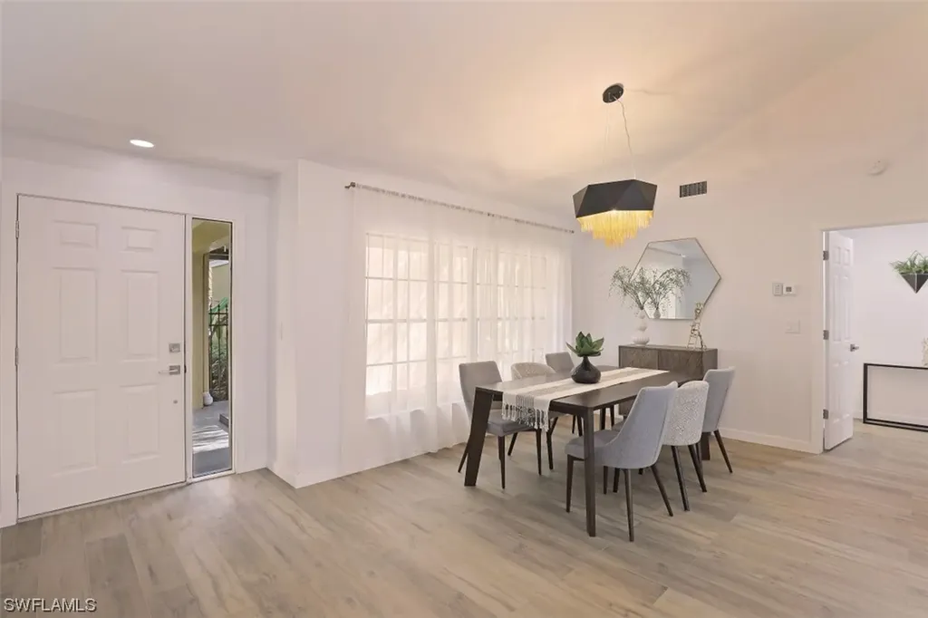 772 Reef Point Circle Naples FL 34108