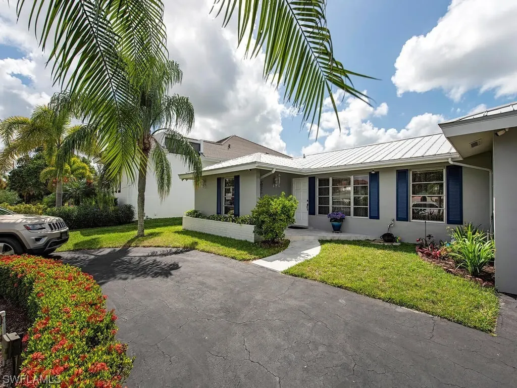 1410 Curlew Avenue Naples FL 34102