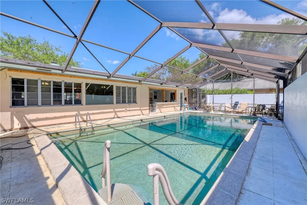 2963 Nelson Street Fort Myers FL 33901